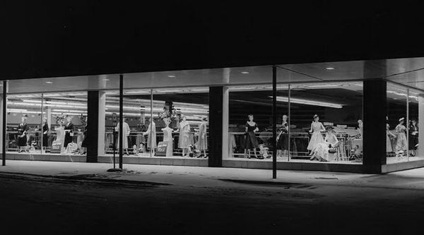 Frandor Shopping Center - Frandor Shopping Center Photo From Lansing State Journal (newer photo)